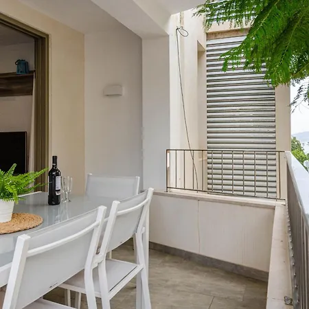 Yourhouse Cortana Appartement *